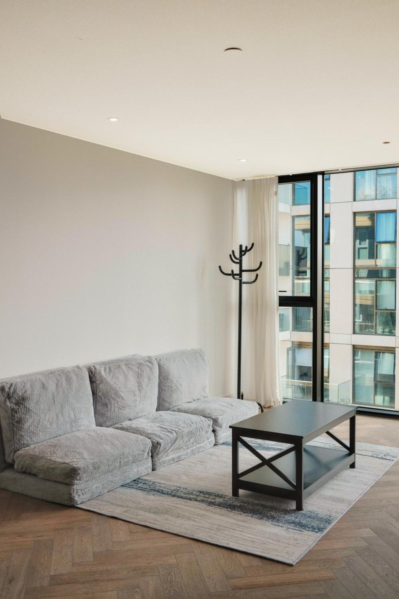 Luxury 2br View Next To Tower Bridge Apartment